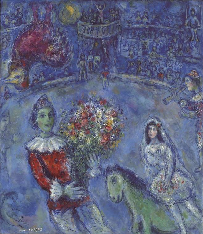 [그림 | 샤갈, 보랏빛 수탉, 1966~1972년, 89.3×78.3㎝ Oil, gouache and ink on canvas. © Chagall ®, by SIAE 2025.]