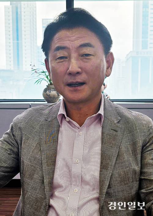 김동근 의정부시장은 “도시 성장을 견인할 미래 먹거리 산업을 육성하는 게 남은 1년 전력해야 할 과제”라고 강조했다. 2025.7.21 의정부/최재훈기자 cjh@kyeongin.com