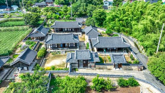 고려동 종택 전경