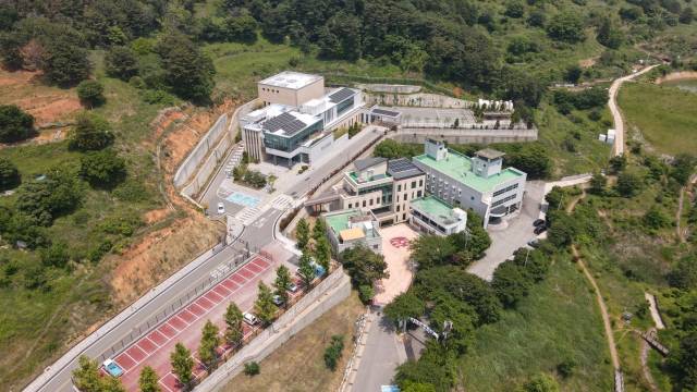 통영시 추모공원. 부산일보DB