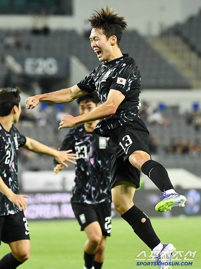 11일 오후 경기도 용인미르스타디움에서 열린 E-1 챔피언십(동아시안컵) 한국과 홍콩의 경기. 강상윤이 선제골을 넣은 후 환호하고 있다. 용인=정재근 기자 cjg@sportschosun.com/2025.7.11/