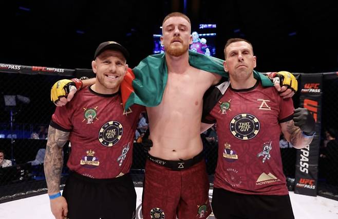 패디 맥코리(가운데). 사진=맥코리 SNS