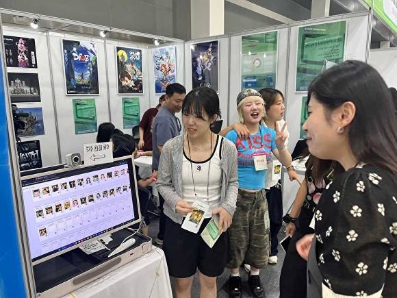 2025 서울진로박람회에서 상명대 AI콘텐츠 진로체험부스 [사진=상명대]