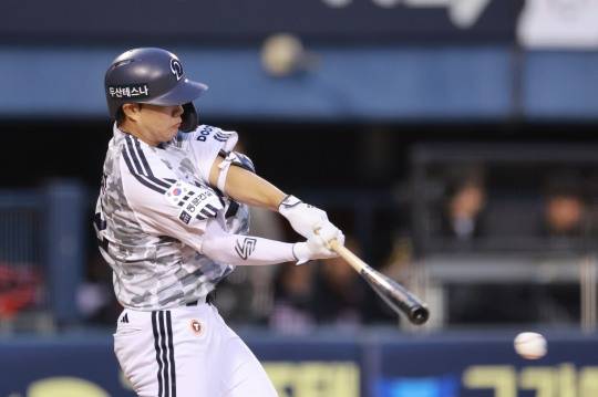 두산 박준순 안타. 사진[연합뉴스]