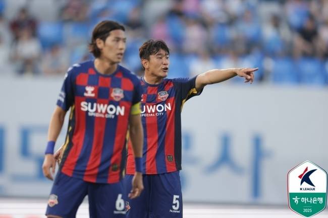 Photo = Professional Football Federation