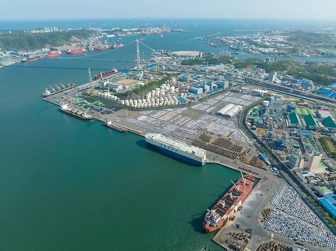 울산항 전경. 울산매일 포토뱅크