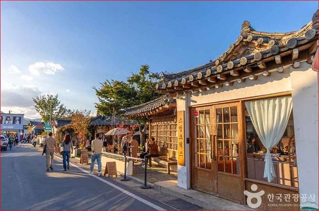 왕이 살던 동네, 지금은 국민 관광지?" 부모님도 반한 천만명이 다녀간 인기 여행지 | 여행 숙소이야기