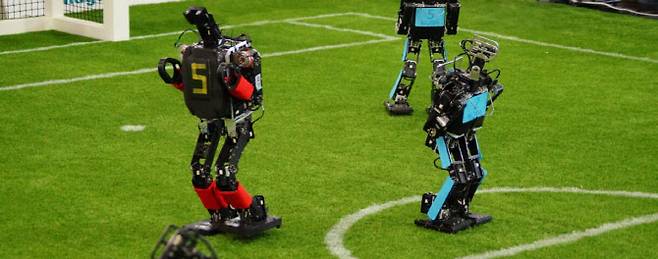 로보컵 휴머노이드 리그 경기 모습. (사진=로보컴 홈페이지)