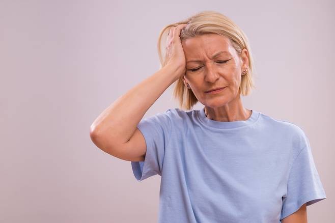 여성은 나이가 들면서 분노를 더 많이 느끼지만, 분노의 표현은 덜 하는 것으로 나타났다. [사진= 게티이미지뱅크]