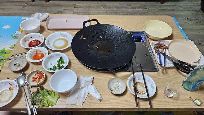 20250721_222141.jpg 저녁 손주 생일이라고 오마니가 사준 한우