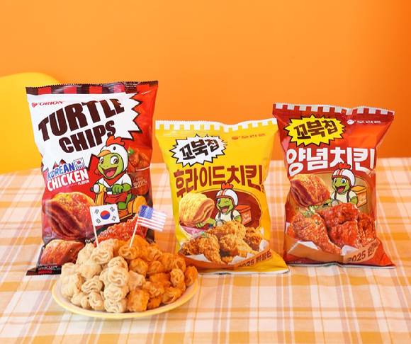 오리온이 '꼬북칩 양념치킨맛'을 한국과 미국에 동시 출시했다. [사진=오리온]