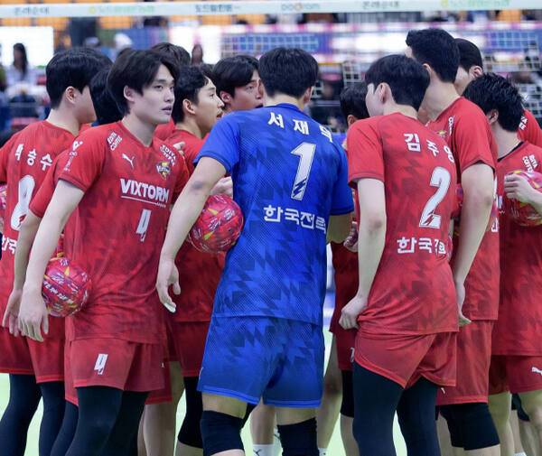 남자 프로배구 수원 한국전력이 2025-2026시즌 ‘지지 않는 배구’를 기조로 전력 보강과 조직력 강화에 집중하면서 새로운 도약을 꿈꾸고 있고 있다. 한국전력 제공