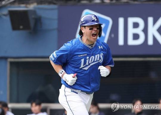 강민호
