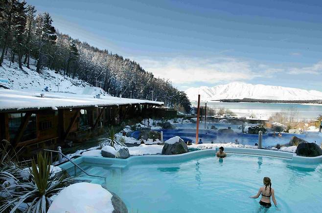 뉴질랜드 테카포스프링스의 8월 풍경