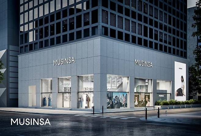 [서울=뉴시스]무신사는 자사 오프라인 패션 매장을 방문하는 중국인 관광객의 거래액이 최근 3배 이상 증가했다고 22일 밝혔다.(사진=무신사 제공) *재판매 및 DB 금지