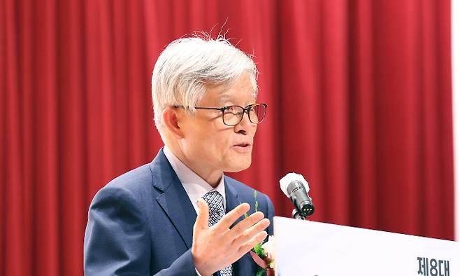 최동석 신임 인사혁신처장이 21일 세종시 정부세종청사에서 열린 취임식에서 취임사를 하고 있다. 인사혁신처 제공