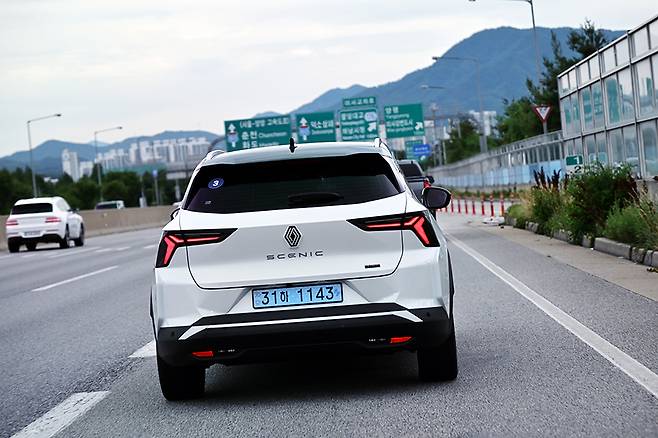 르노코리아 세닉 E-테크 일렉트릭. 사진: 김학수 기자