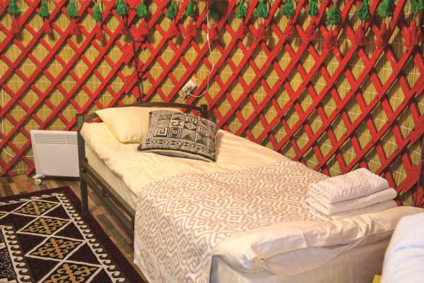 중앙아시아 유목민들이 예로부터 사용해온 이동식 천막 가옥 유르트