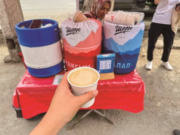 톡 쏘는 맛이 매력적인 키르기스스탄 전통음료 막시
