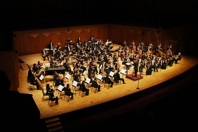 수원시립교향악단. 사진=수원시립교향악단