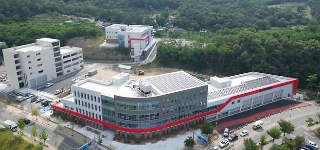 대구 동부소방서는 23일 동구 각산동 신서혁신도시로 옮긴 신청사 이전·준공식을 개최됐다. /동부소방서 제공