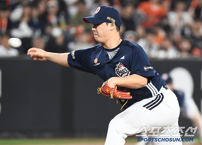 13일 대전 한화생명볼파크에서 열린 두산-한화전. 11회말 박치국이 투구하고 있다. 대전=정재근 기자 cjg@sportschosun.com/2025..5.13/