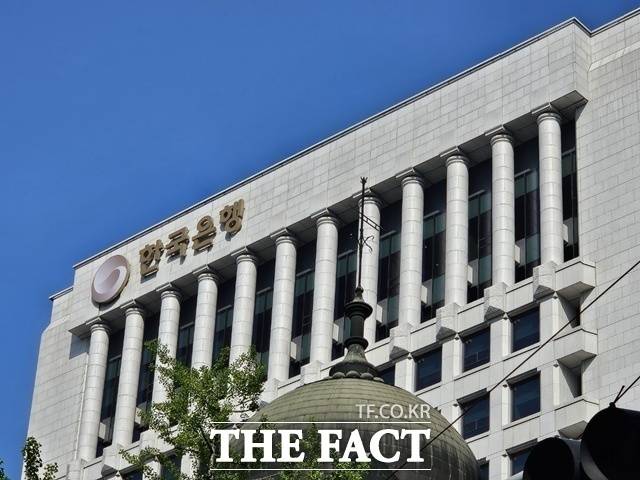 한국은행은 시중은행과 추진하던 CBDC 파일럿 '프로젝트 한강' 2단계 테스트를 보류했다. /이선영 기자