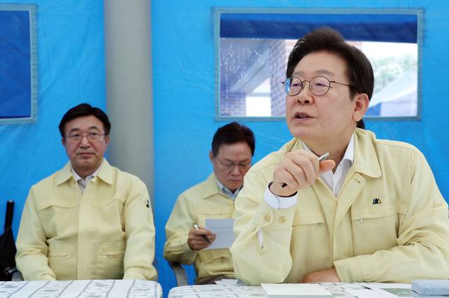 이재명 대통령, 산청 호우 피해 통합지원본부 방문. 연합뉴스