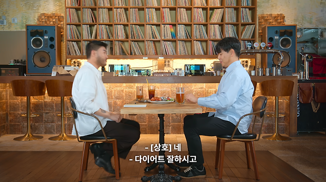 22.png 넷플릭스 연프에서 미쳐 날뛰는 카더가든.jpg