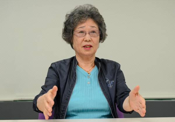 최말자 씨가 2023년 6월 5일 국제신문과 인터뷰하고 있다. 국제신문 DB