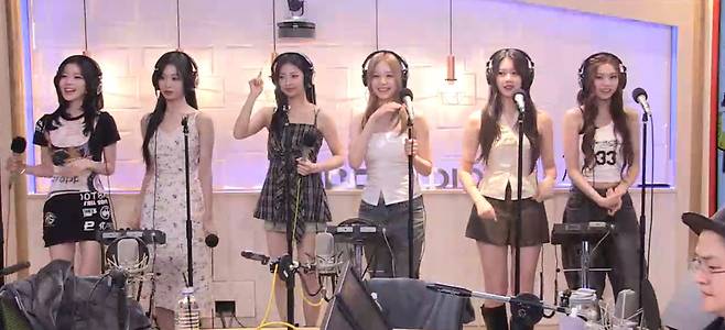 MBC FM4U ‘정오의 희망곡 김신영입니다’