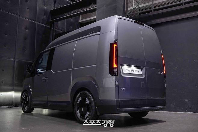 PV5 카고.