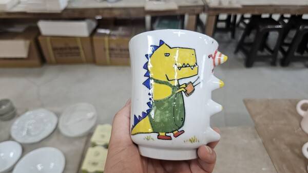 다양한 다이노스 뿔컵 중 하나. /정봉화 기자