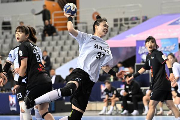 사진 바운드 슈팅 골을 가장 많이 넣은 삼척시청 김보은, 사진 제공=한국핸드볼연맹