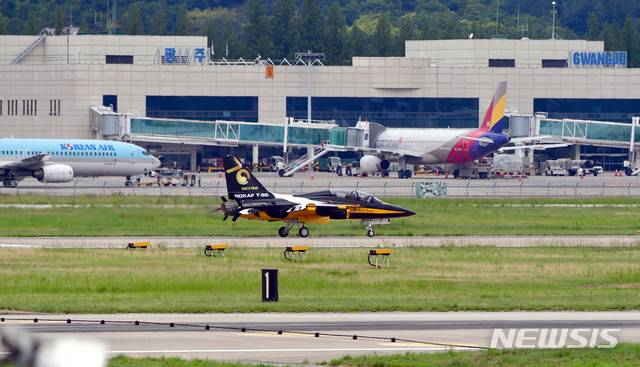 [광주=뉴시스] 광주공항. (사진=뉴시스 DB). photo@newsis.com
