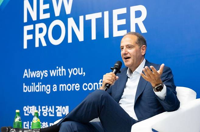 [서울=뉴시스] 미셸 할라프 메트라이프 회장. (사진=메트라이프 제공) 2025.07.24. photo@newsis.com *재판매 및 DB 금지