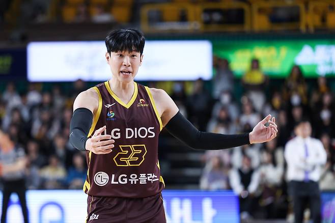 창원 LG 시절 전성현. KBL 제공