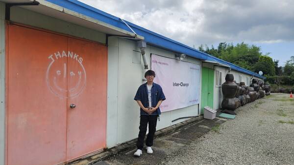 땡스클레이 체험장 앞에서 이재림 대표. /정봉화 기자