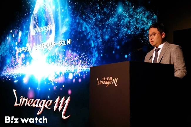 심승보 엔씨소프트 부사장(당시 전무)이 2019년 5월 리니지M의 일본 출시 일정을 만다린 오리엔탈 도쿄 호텔에서 발표하고 있다./사진=엔씨소프트 제공