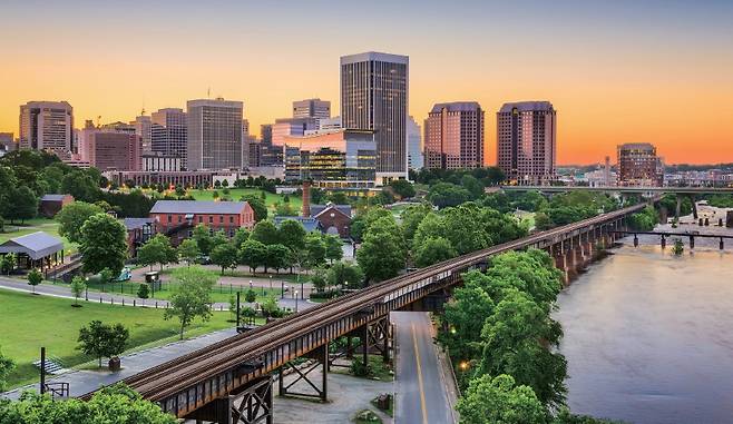 미국 버지니아주 리치먼드는 풍부한 전력 가용성과 지리적 이점을 바탕으로 새로운 데이터센터 핫스폿으로 급부상하고 있다. /셔터스톡