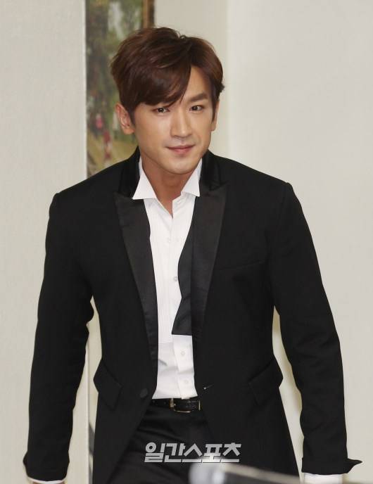 이민우