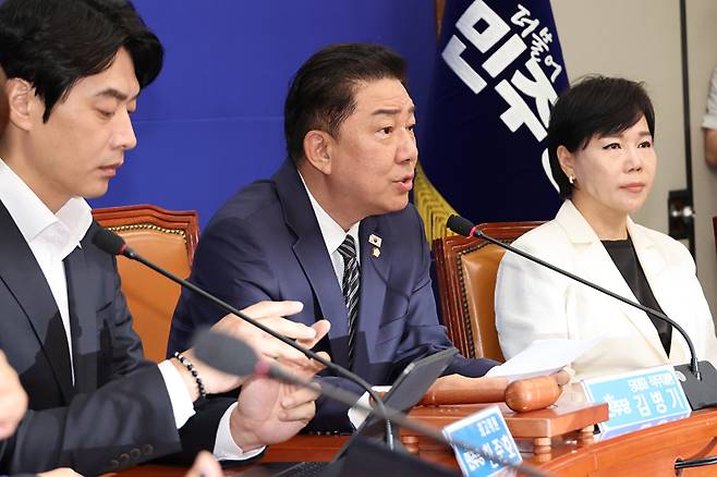 더불어민주당 김병기 당대표 직무대행 겸 원내대표가 25일 서울 여의도 국회에서 열린 최고위원회의에서 발언하고 있다. 2025.7.25 [사진=연합뉴스]