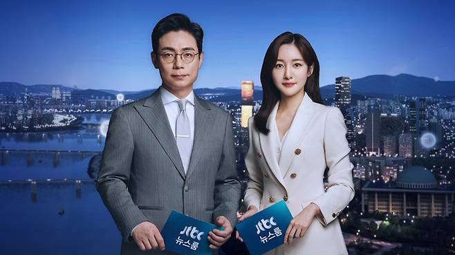 다음달 4일부터 JTBC 뉴스룸 진행을 맡을 오대영(왼쪽), 이수진 앵커. /JTBC