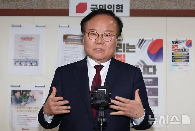 [서울=뉴시스] 조성봉 기자 = 김문수 전 국민의힘 최고위원. 2025.05.10. suncho21@newsis.com