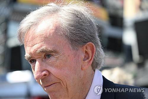베르나르 아르노 LVMH 회장. [EPA 연합뉴스 자료사진. 재배부 및 DB 금지]