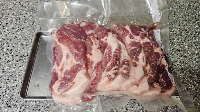 20250725_204612.jpg 저녁 돼지목살 구워 한잔