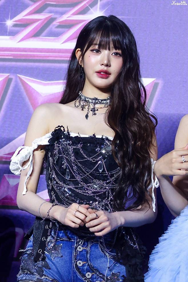 15.jpg 오늘자 SBS 가요대전 썸머 블루카펫 아이브 장원영