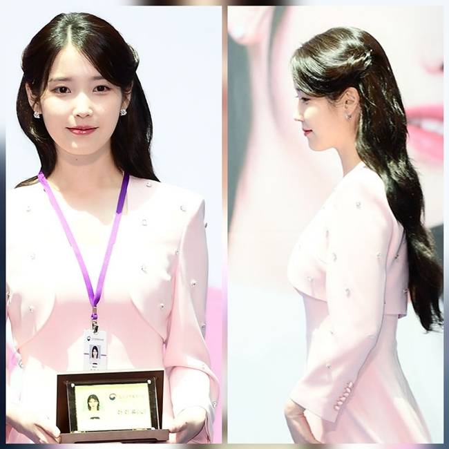 가수 겸 배우 아이유가 25일 인천국제공항 출국장에서 ‘인천공항본부세관’ 홍보대사 위촉식을 가졌다. 사진=김영구