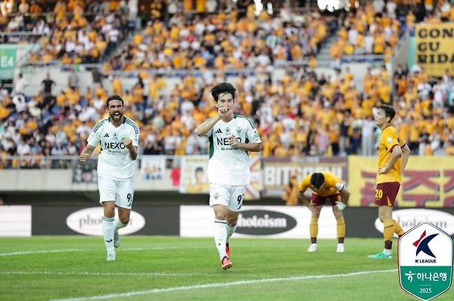 [서울=뉴시스]K리그1 전북 김진규. (사진=한국프로축구연맹 제공)