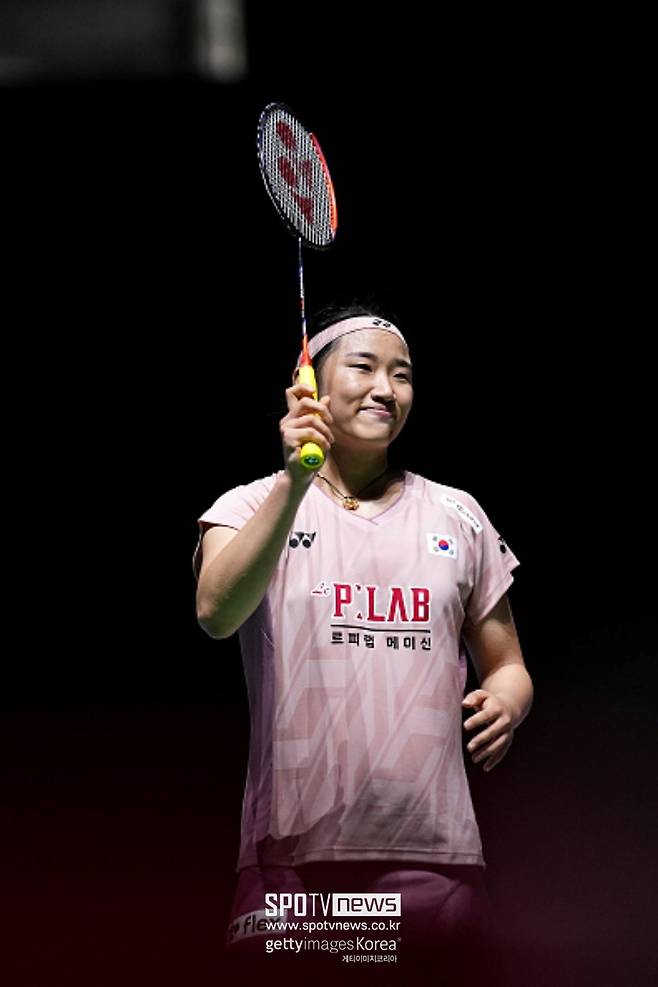 안세영이 중국오픈에서 4강에 올랐다.